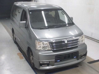 NISSAN ELGRAND