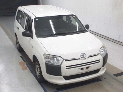 TOYOTA SUCCEED WAGON