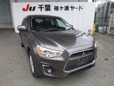 MITSUBISHI RVR