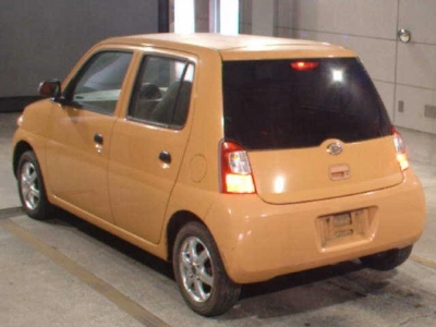 DAIHATSU ESSE