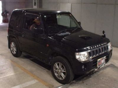 MITSUBISHI PAJERO MINI
