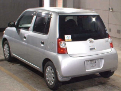 DAIHATSU ESSE