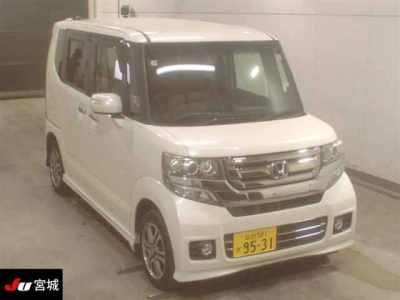HONDA N BOX +