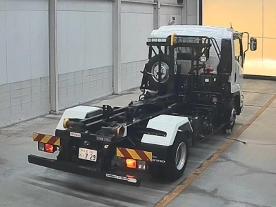 ISUZU FORWARD