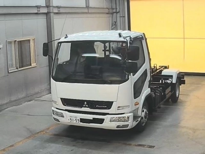 MITSUBISHI FUSO FIGHTER