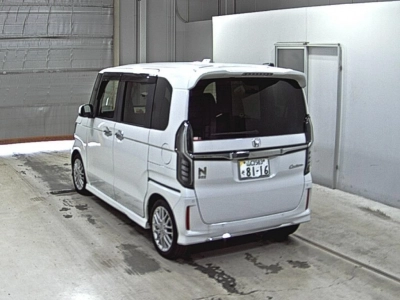 HONDA N BOX CUSTOM