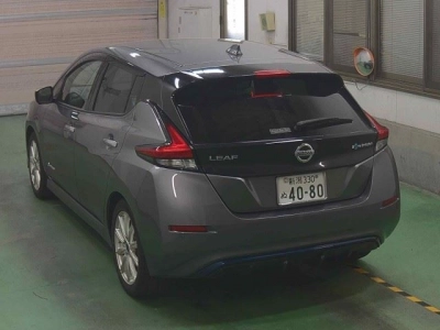 NISSAN LEAF