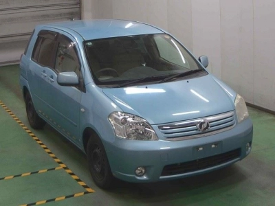 TOYOTA RAUM