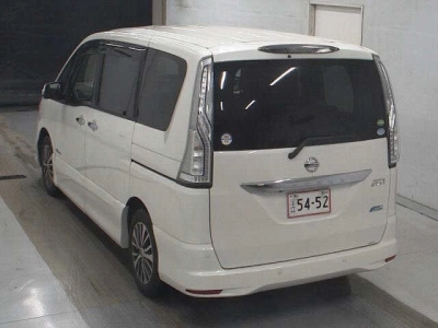 NISSAN SERENA