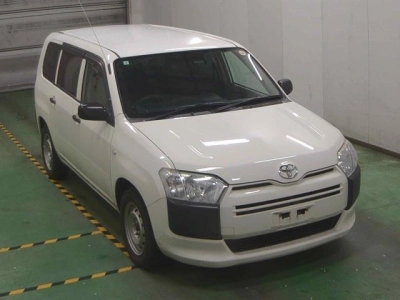 TOYOTA SUCCEED VAN