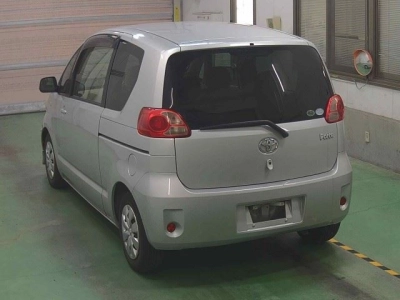 TOYOTA PORTE