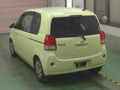 TOYOTA PORTE