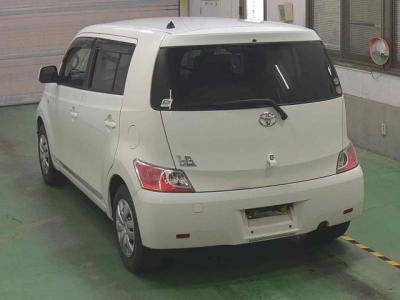 TOYOTA BB