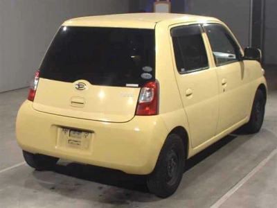 DAIHATSU ESSE
