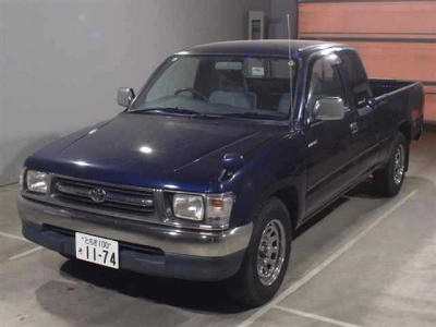 TOYOTA HILUX PICK UP
