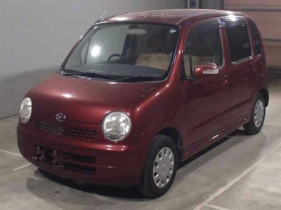 DAIHATSU MOVE LATTE