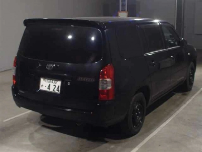 TOYOTA SUCCEED VAN
