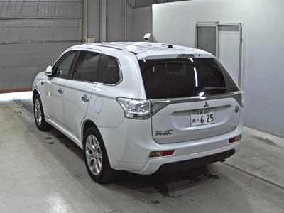 MITSUBISHI OUTLANDER PHEV