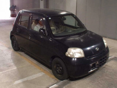 DAIHATSU ESSE