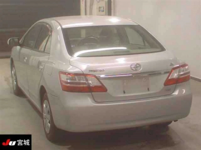 TOYOTA PREMIO