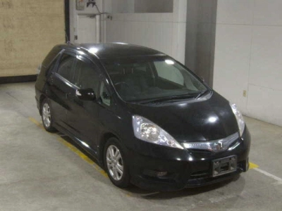 HONDA FIT SHUTTLE