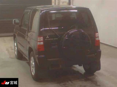 MITSUBISHI PAJERO MINI