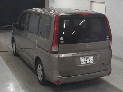 NISSAN SERENA