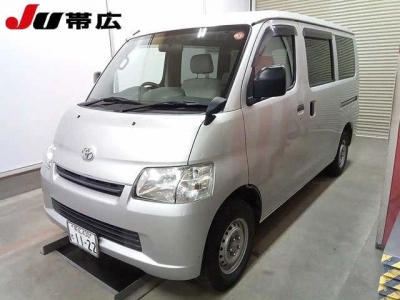 TOYOTA LITE ACE VAN
