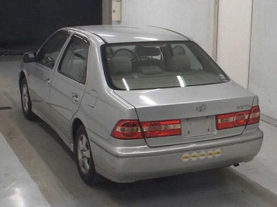 TOYOTA VISTA