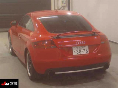 AUDI TT
