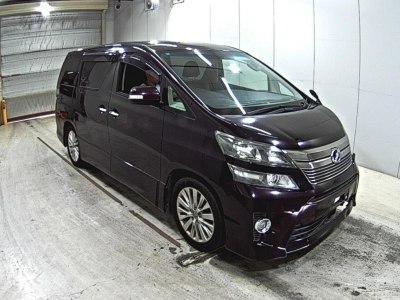 TOYOTA VELLFIRE