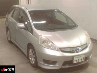 HONDA FIT SHUTTLE