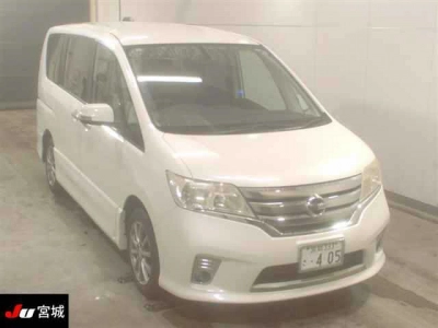 NISSAN SERENA