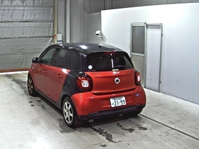 SMART FOURFOUR