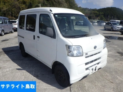 TOYOTA PIXIS VAN