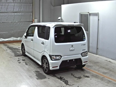 SUZUKI WAGON R STINGRAY