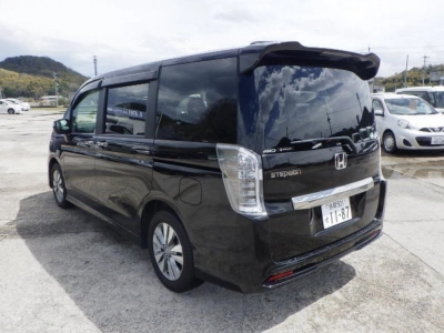 HONDA STEPWGN SPADA