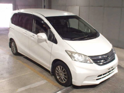 HONDA FREED
