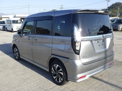 MITSUBISHI DELICA D:2