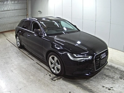 AUDI A6 AVANTE