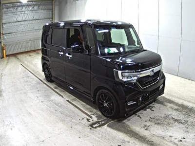 HONDA N BOX CUSTOM