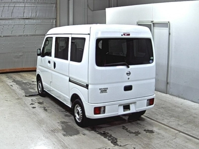 NISSAN NV100 CLIPPER