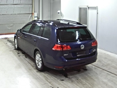 VOLKSWAGEN GOLF VARIANT