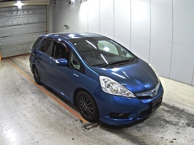 HONDA FIT SHUTTLE HYBRID