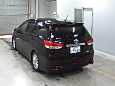 TOYOTA WISH