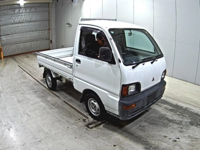 MITSUBISHI MINICAB TRUCK
