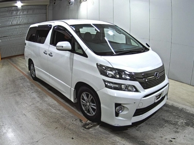 TOYOTA VELLFIRE