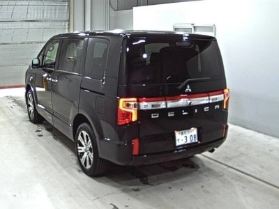 MITSUBISHI DELICA D:5