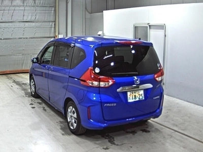 HONDA FREED HYBRID