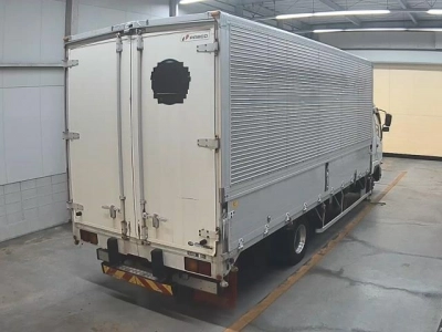 MITSUBISHI FUSO FIGHTER